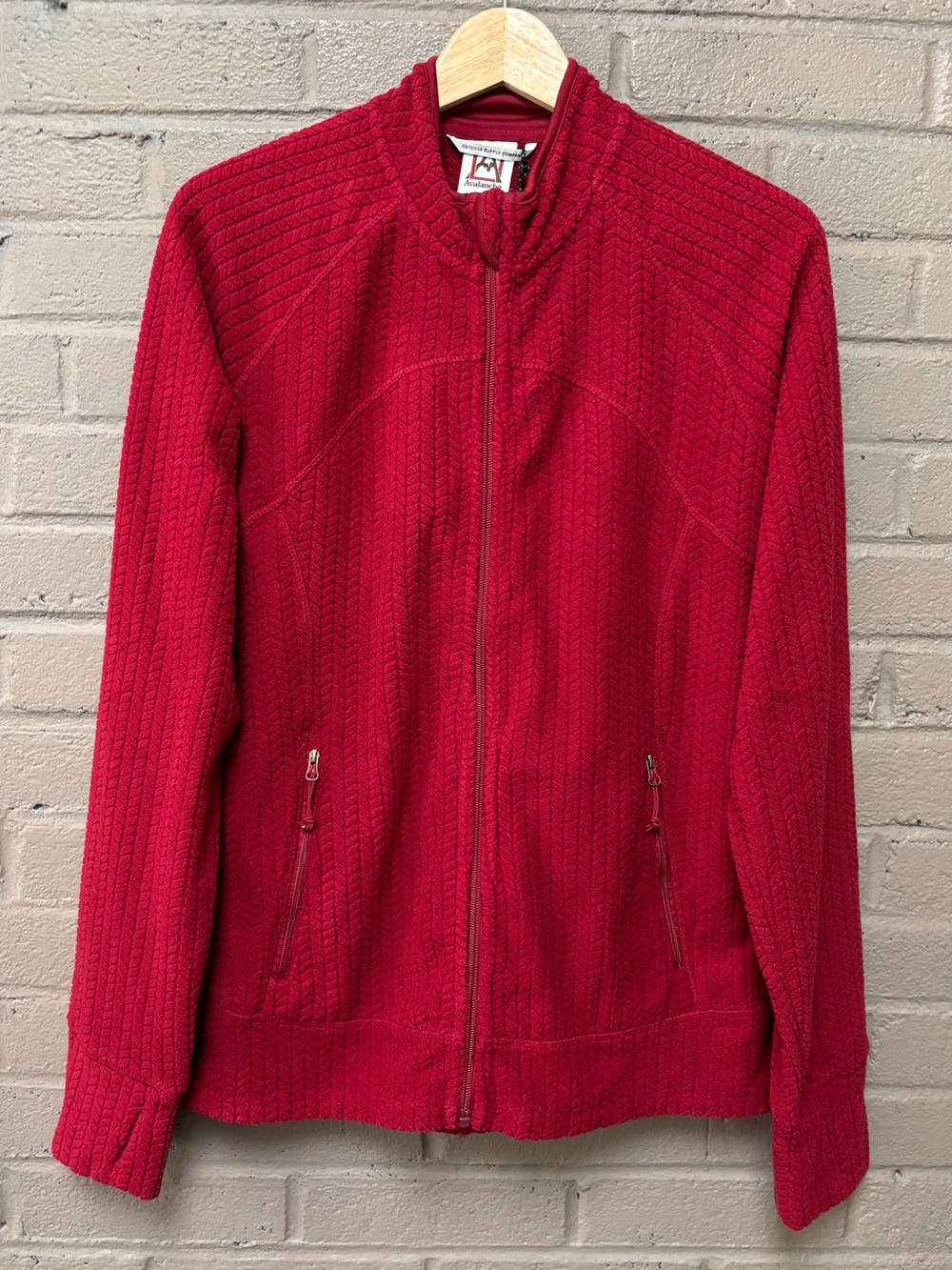 Avalanche NWT Women's Red Zip-Up  Jacket L